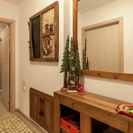 דירה Mountain Paradise 4