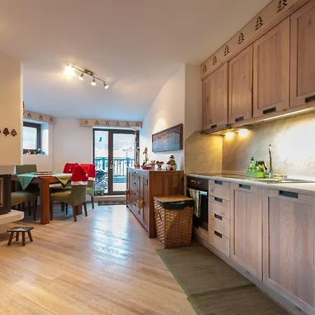 דירה Mountain Paradise 4 *